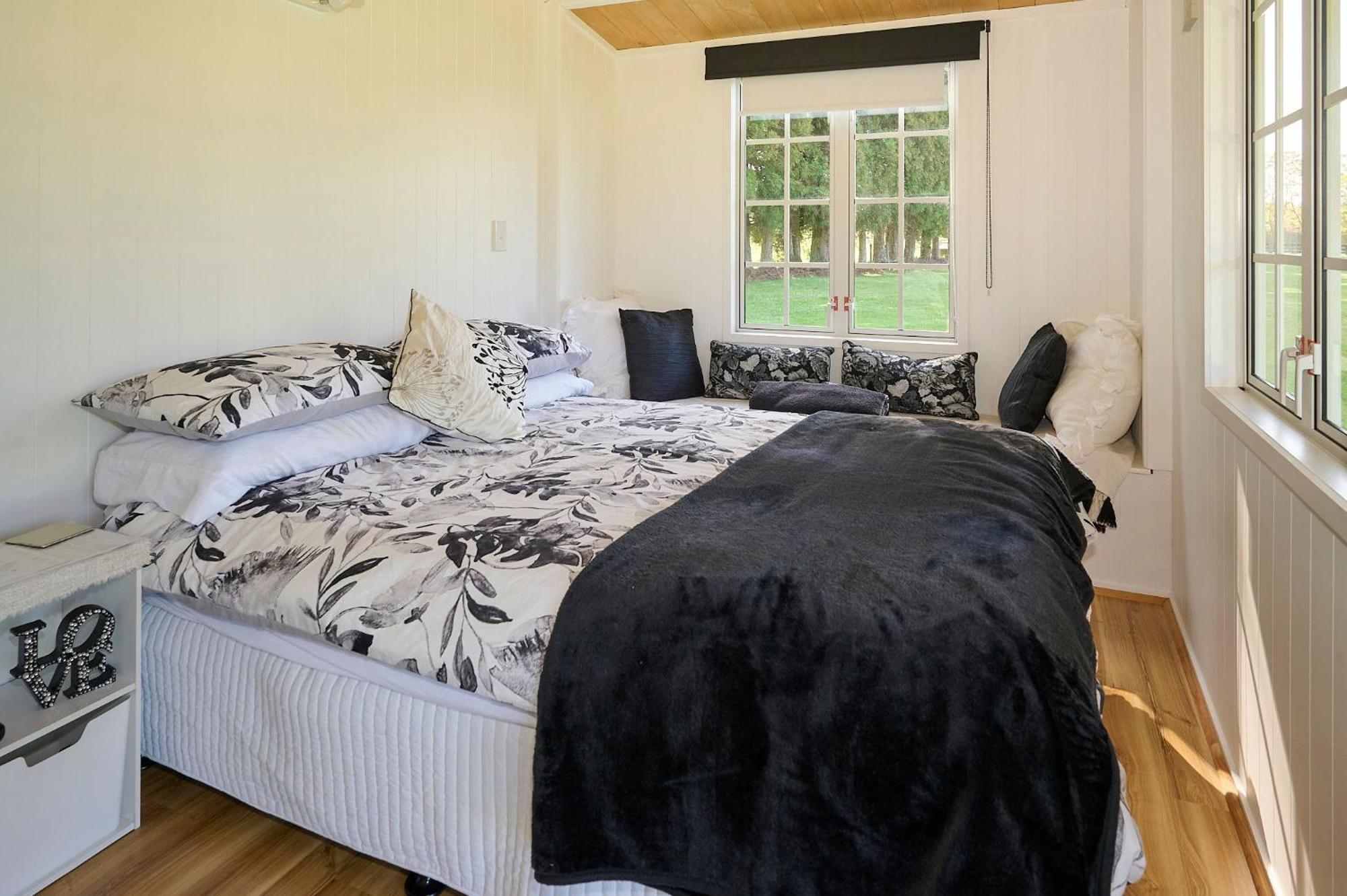 Palm Drive 'Cozy Cabins' Kerikeri Exterior photo